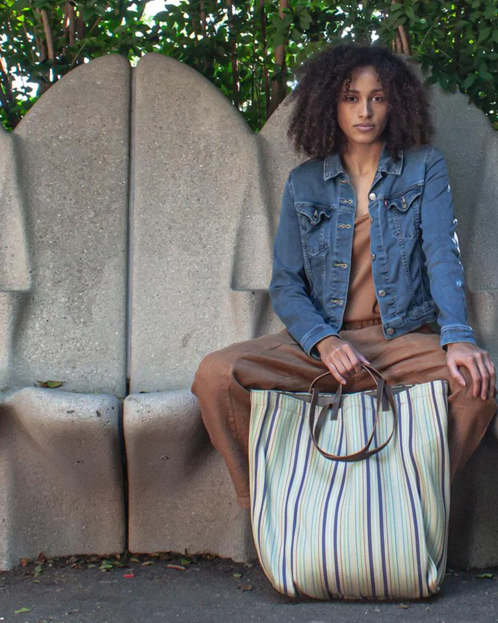 Spencer Devine Assam Market Bag Large - Made with 100% Recycled Plastic - Image 9