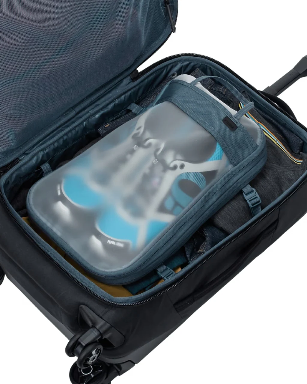 Thule Aion Carry-On Spinner - Image 4