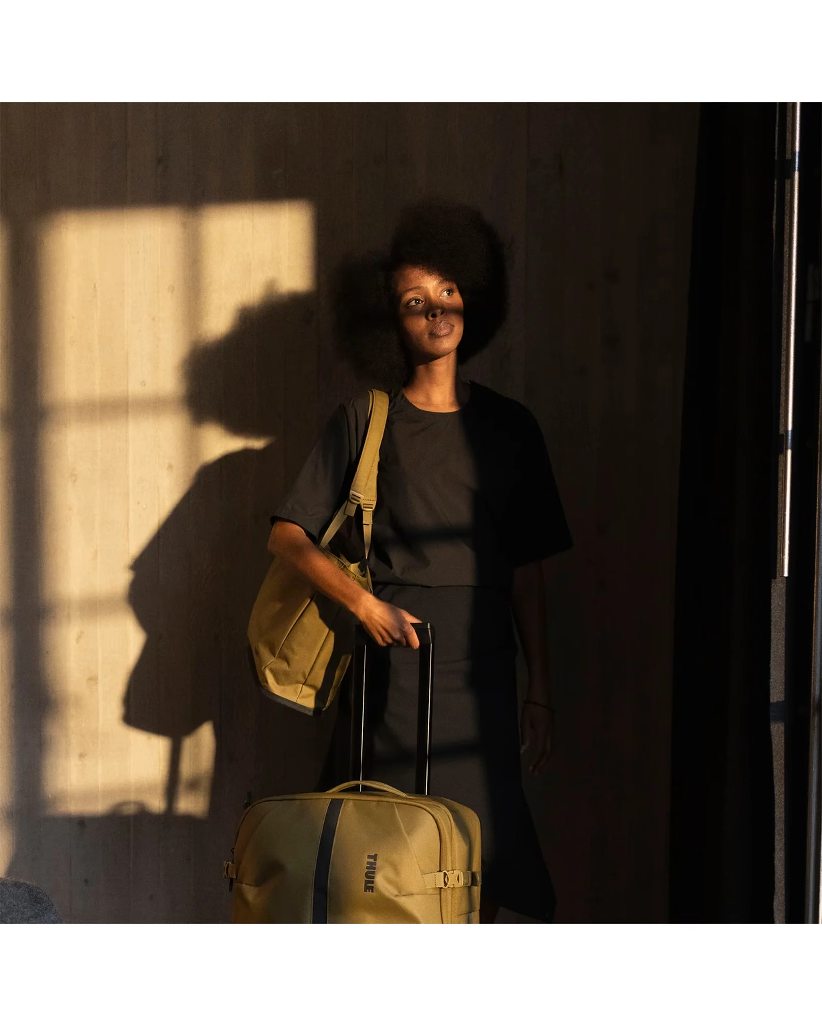 THULE Aion Tote Bag - Image 13