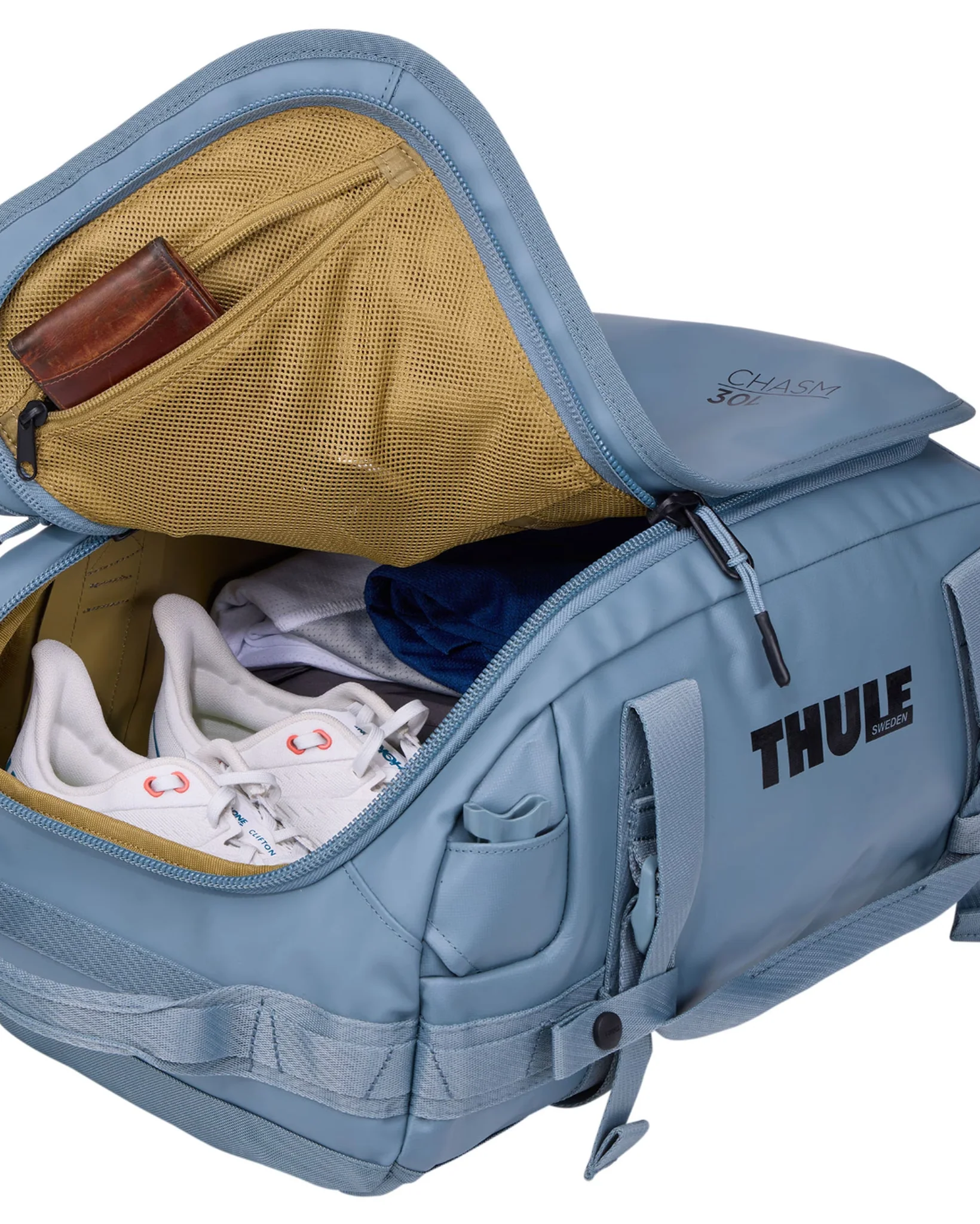 Thule Chasm 30L Duffel Bag - Image 17