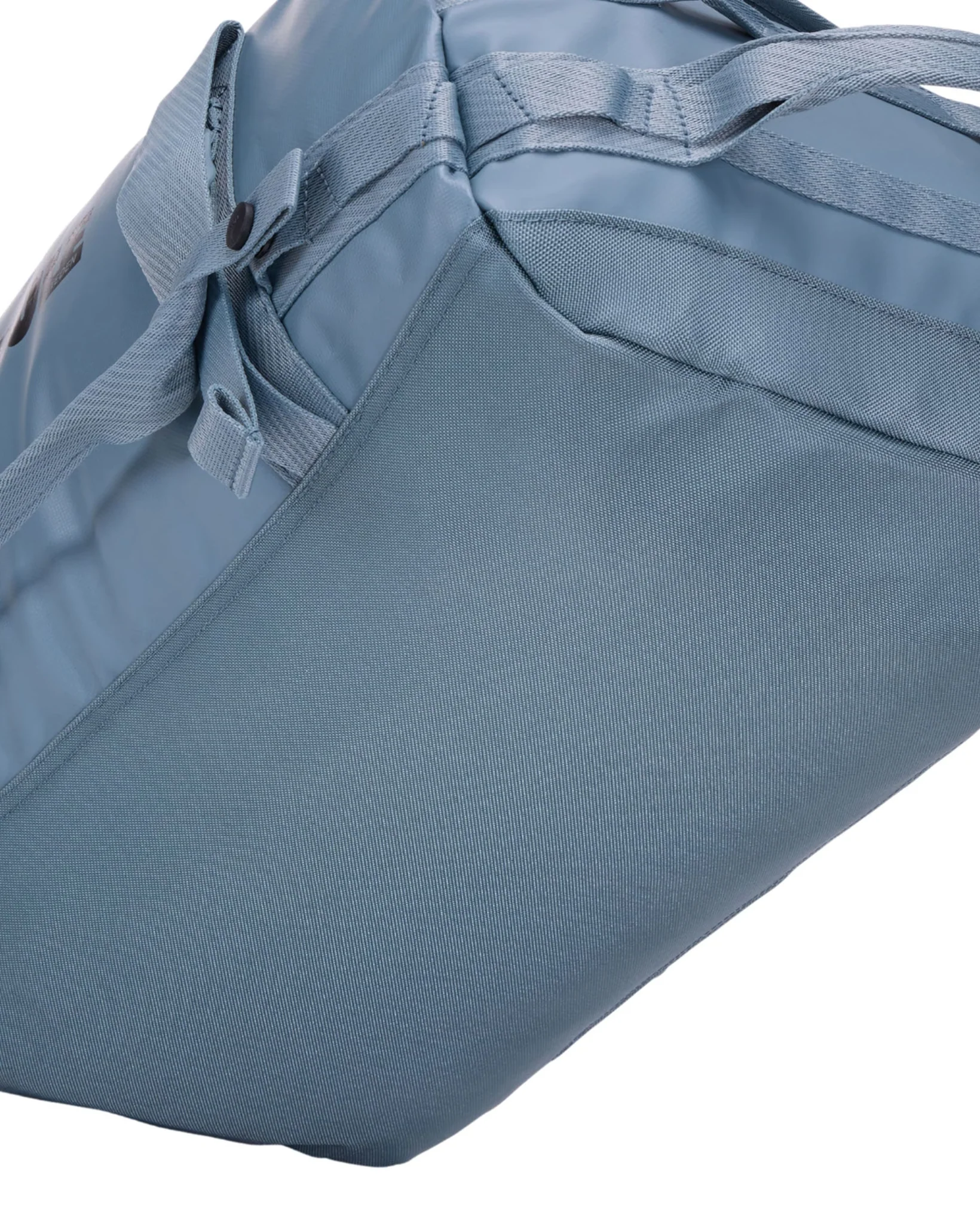Thule Chasm 30L Duffel Bag - Image 24