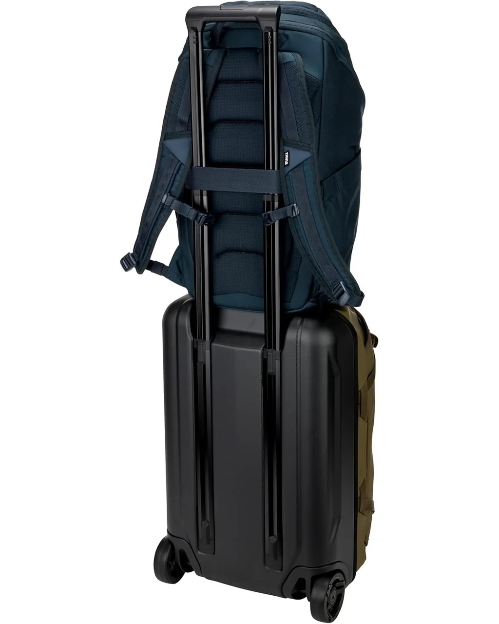 Thule Chasm Laptop Backpack 26L - Image 10