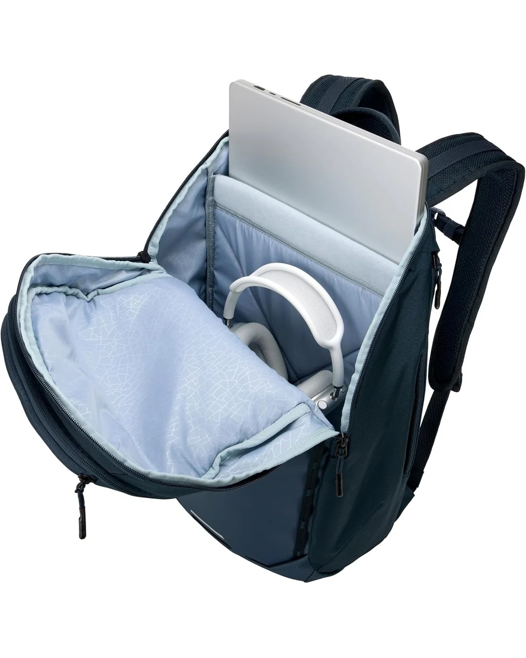 Thule Chasm Laptop Backpack 26L - Image 4