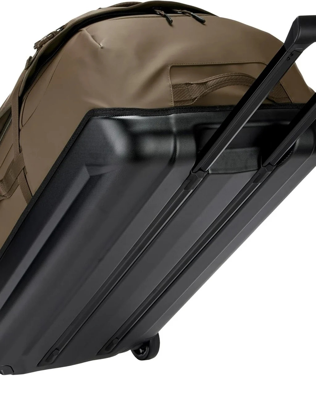 Thule Chasm Wheeled Duffel Bag - Image 7