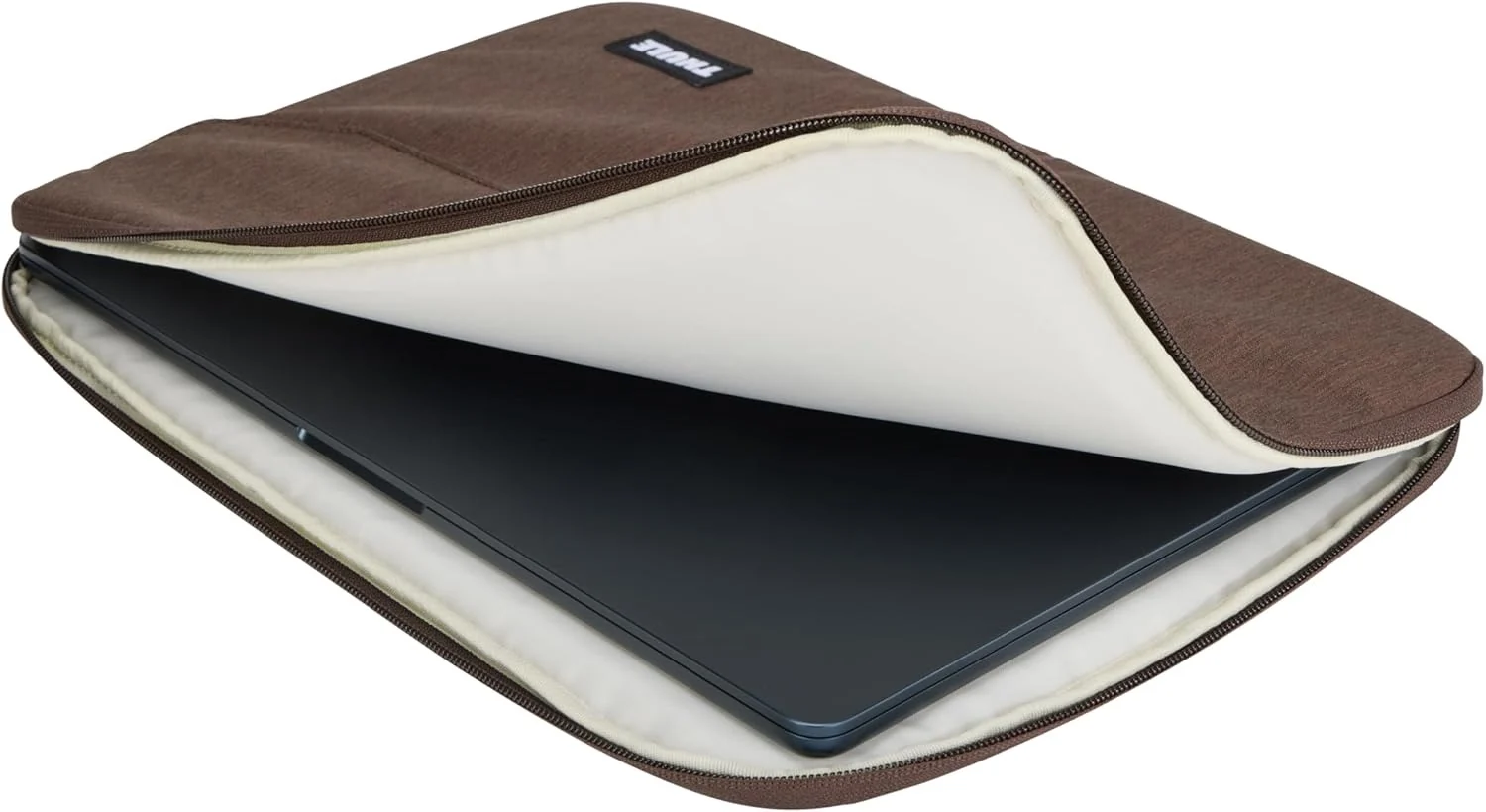 Thule Lithos MacBook Sleeve - Image 18