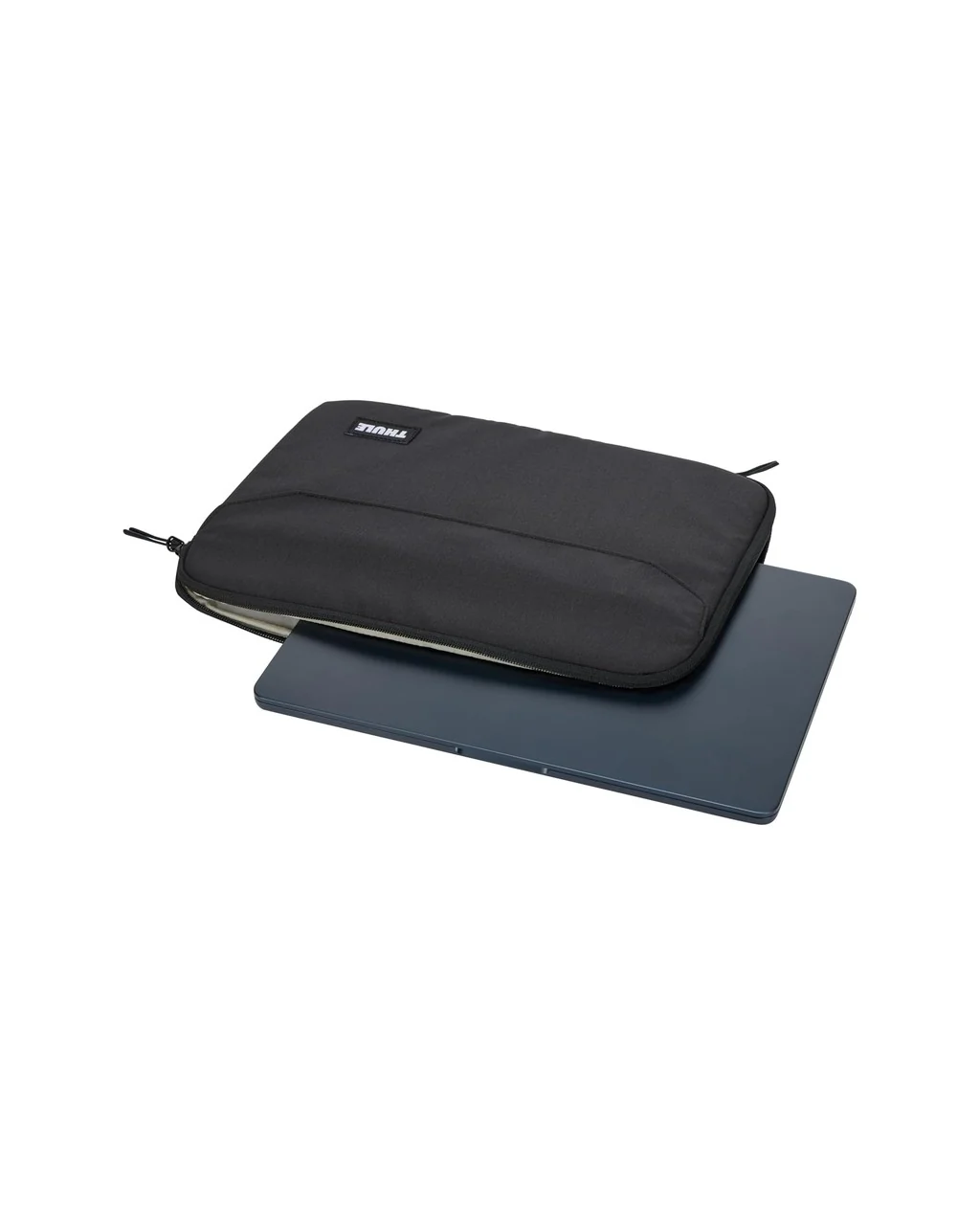 Thule Lithos MacBook Sleeve - Image 48