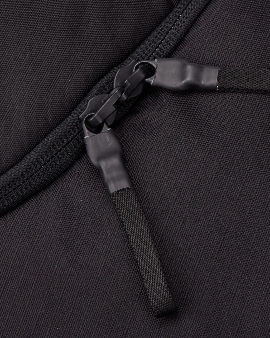 Thule Roundtrip Rolling Ski Bag 192cm - Image 9