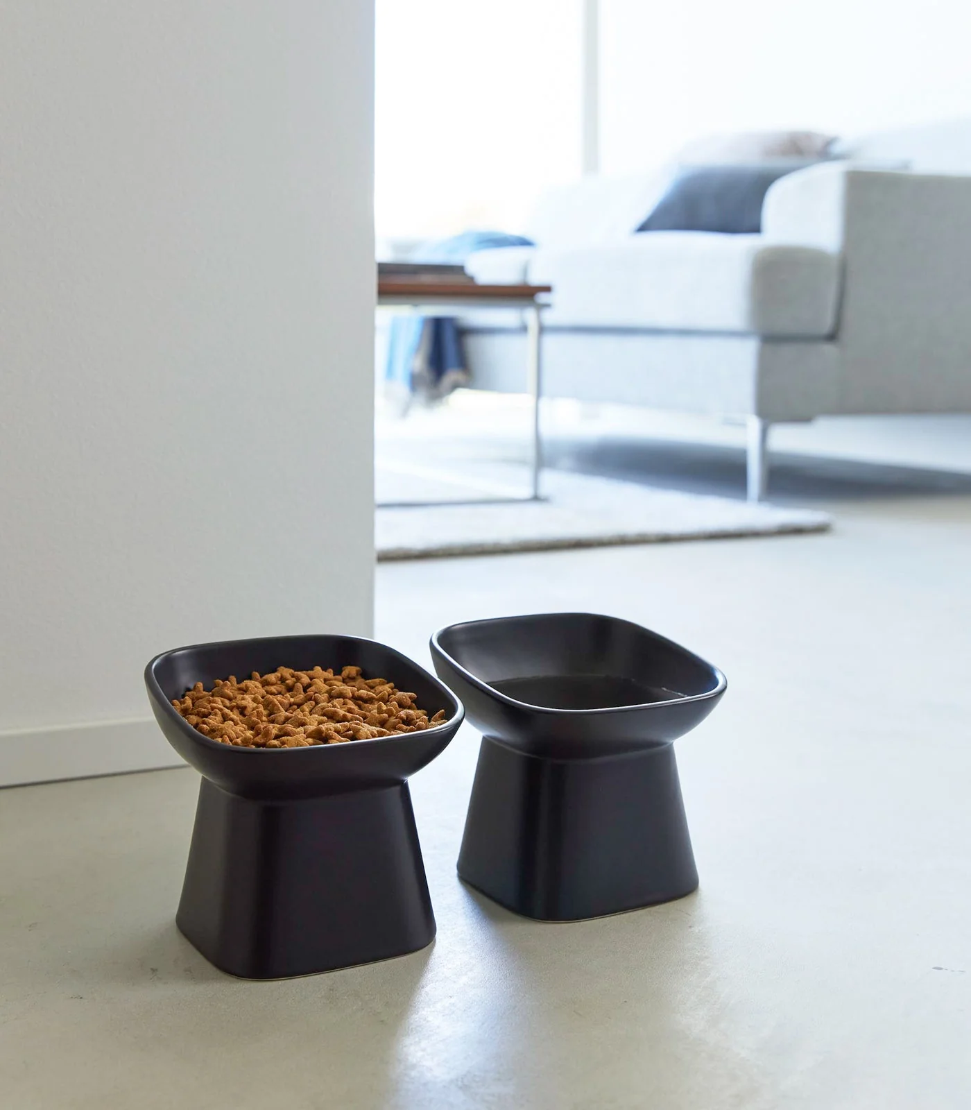 Yamazaki Home Tilted Pet Food Bowl - Image 12