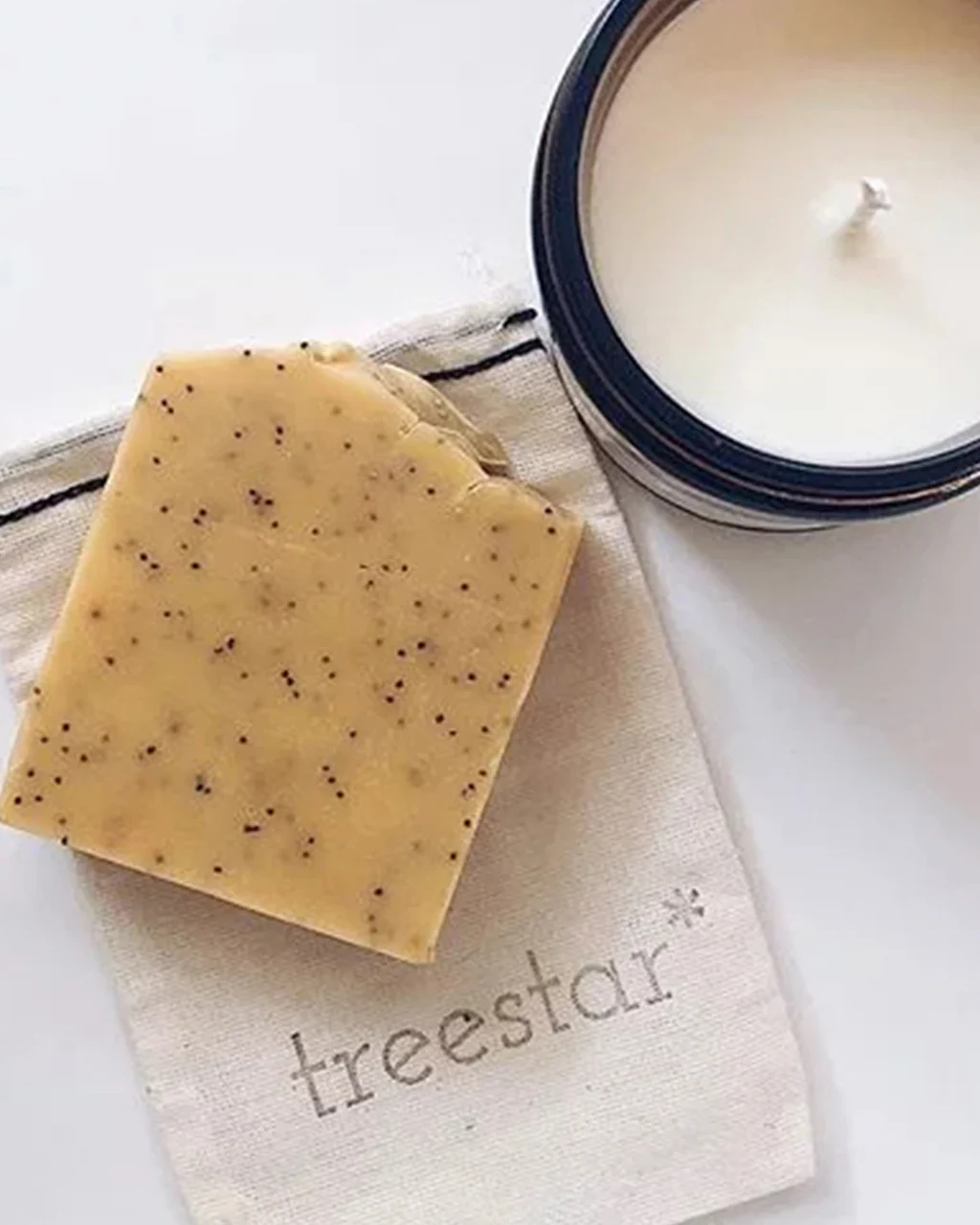 Treestar Lemongrass + Poppy Seeds - Exfoliating Soap - Image 2