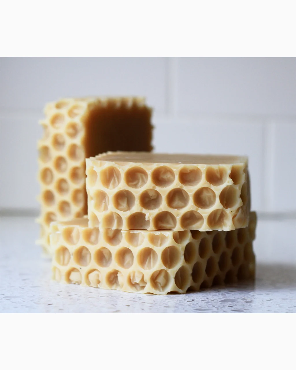Treestar The Bee's Knees Honey + Oatmeal Soap - Image 2